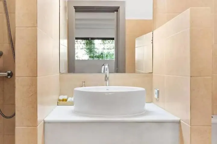 Huge Duplex With Private Garden Next To Las Ramblas Barcelona Spanien