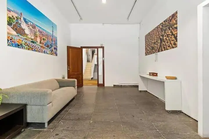 Apartamento Huge Duplex With Private Garden Next To Las Ramblas Barcelona España