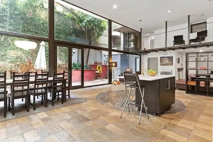 Huge Duplex With Private Garden Next To Las Ramblas Barcelona
