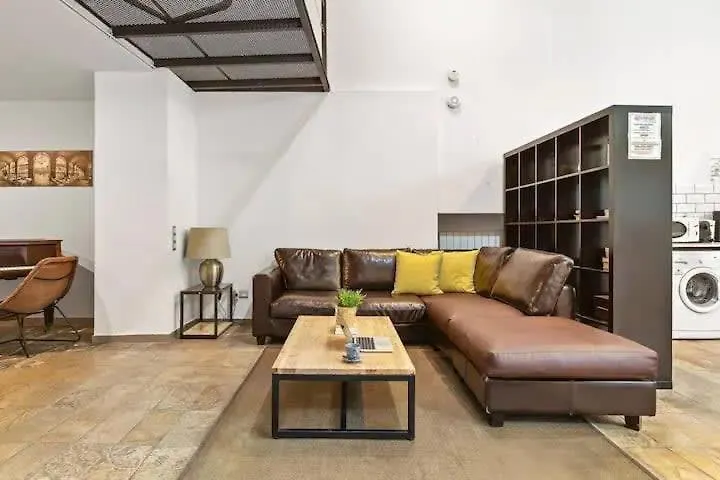 Apartamento Huge Duplex With Private Garden Next To Las Ramblas Barcelona